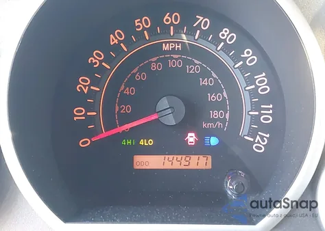 2010 Toyota Tundra Grade 4.6L V8 z USA, uszkodzony, nr VIN 5TFUM5F15AX009238